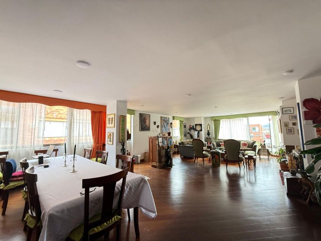 Apartamento de 4 alcobas en venta en Molinos Norte, Bogotá, 181 m² · foto 6 de 20