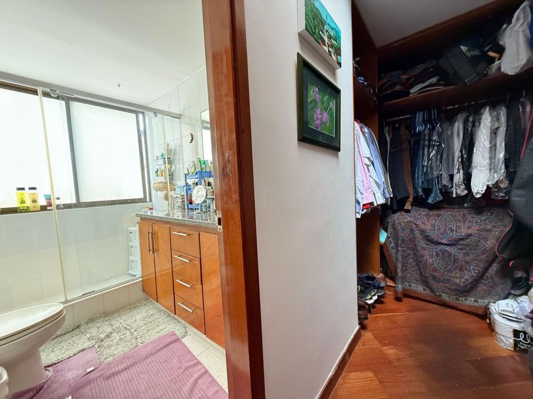 Apartamento de 4 alcobas en venta en Molinos Norte, Bogotá, 181 m² · foto 14 de 20