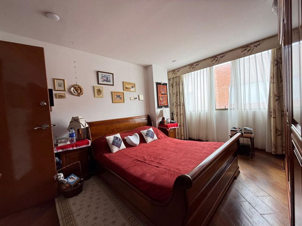 Apartamento de 4 alcobas en venta en Molinos Norte, Bogotá, 181 m² · foto 16 de 20