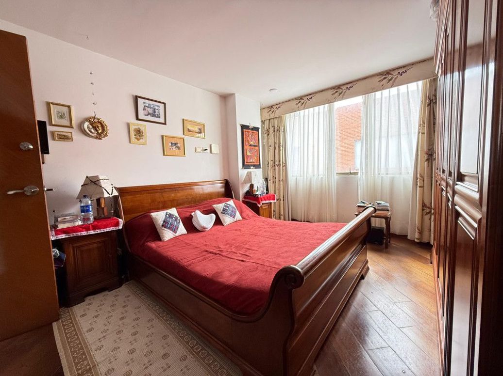 Apartamento de 4 alcobas en venta en Molinos Norte, Bogotá, 181 m² · foto 15 de 20