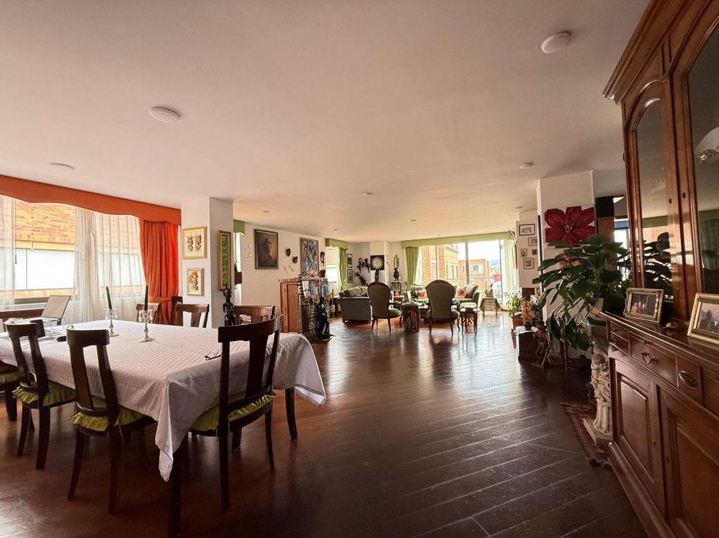 Apartamento de 4 alcobas en venta en Molinos Norte, Bogotá, 181 m² · foto 5 de 20
