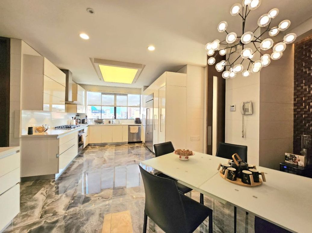 Apartamento de 6 alcobas en venta en Santa Bibiana, Bogotá, 450 m² · foto 5 de 20