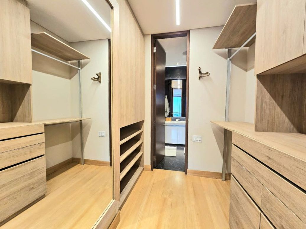 Apartamento de 6 alcobas en venta en Santa Bibiana, Bogotá, 450 m² · foto 8 de 20
