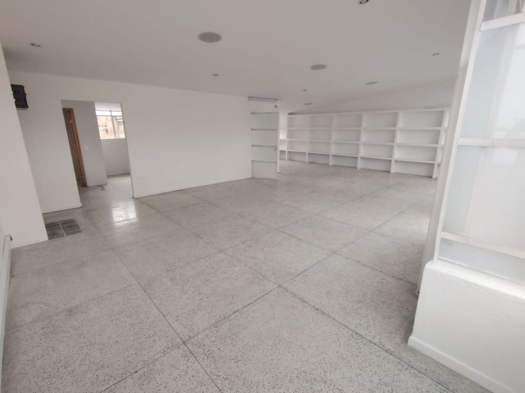 Casa de 4 alcobas en arriendo en Chapinero Norte, Bogotá, 293 m² · foto 8 de 20