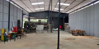 Bodega en arriendo, con 300 metros cuadrados, energía monofásica, ubicación sobre la autopista Medellín-Bogotá, ideal para posicionar tu marca de la mejor manera, te animas a conocerla. En Umbral tenemos las mejores opciones para ti. 