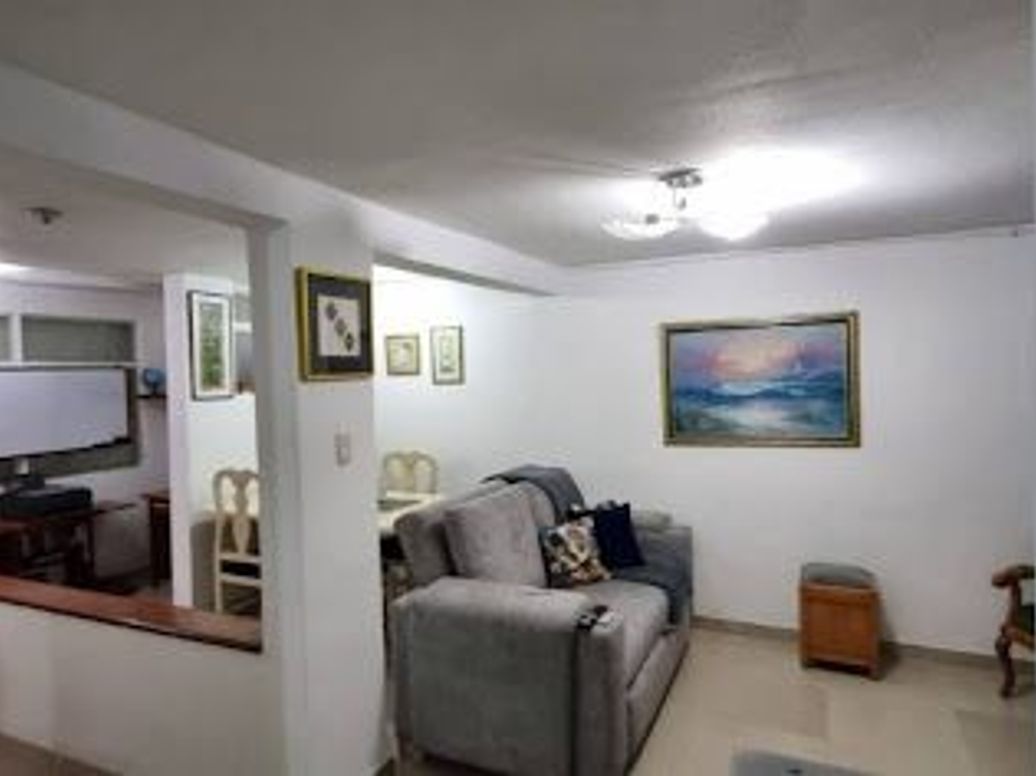 Casa de 8 alcobas en venta en Santa Helenita, Bogotá, 502 m² · foto 6 de 13