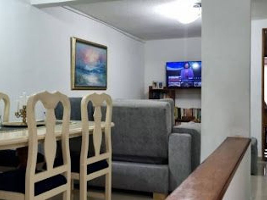 Casa de 8 alcobas en venta en Santa Helenita, Bogotá, 502 m² · foto 10 de 13