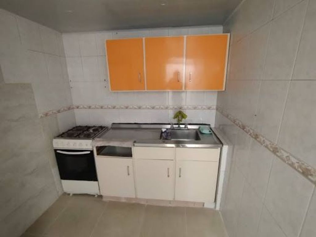 Casa de 1 alcoba en venta en Álamos, Bogotá, 186 m² · foto 6 de 17