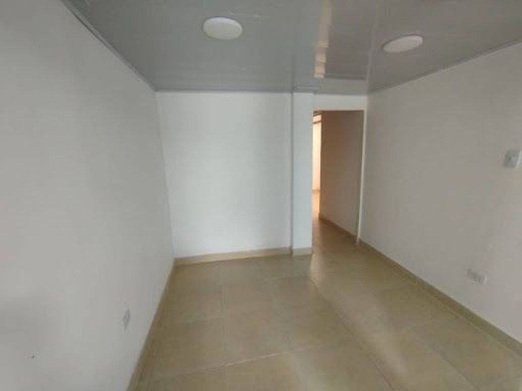 Casa de 1 alcoba en venta en Álamos, Bogotá, 186 m² · foto 5 de 17