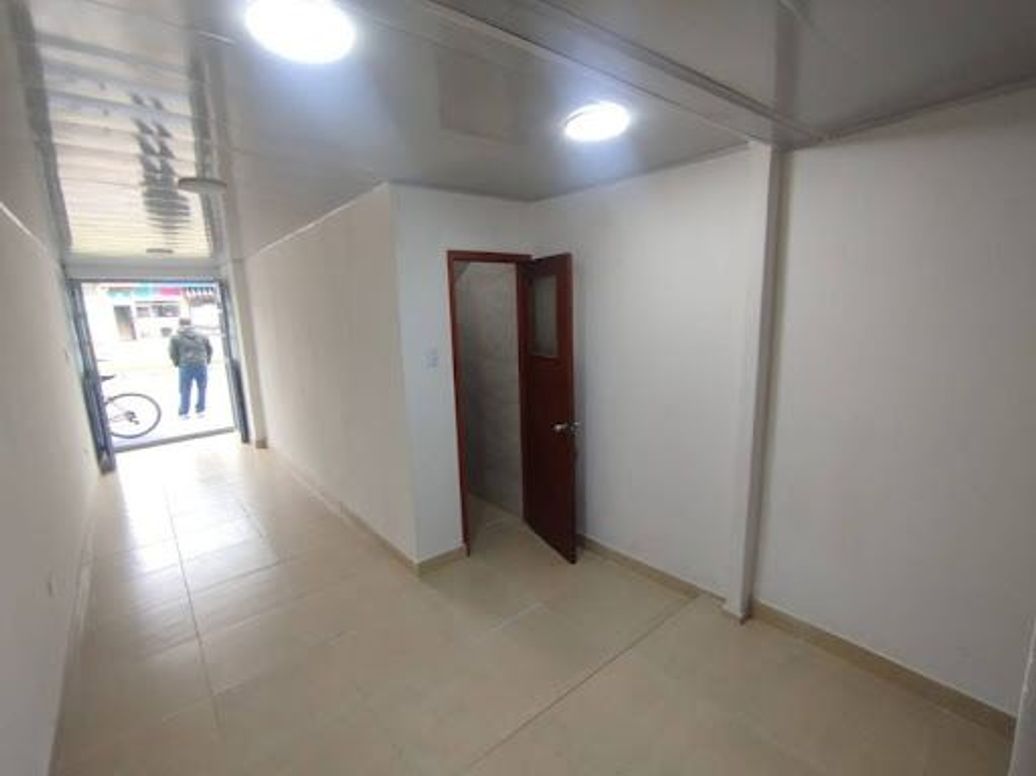 Casa de 1 alcoba en venta en Álamos, Bogotá, 186 m² · foto 12 de 17