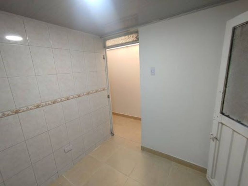 Casa de 1 alcoba en venta en Álamos, Bogotá, 186 m² · foto 11 de 17