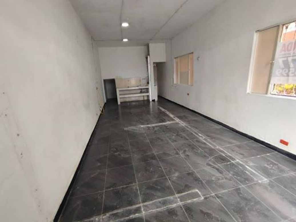 Casa de 6 alcobas en venta en Villas De Granada, Bogotá, 360 m² · foto 3 de 18