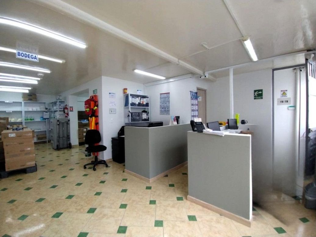 Casa de 6 alcobas en venta en Las Ferias, Bogotá, 225 m² · foto 3 de 20