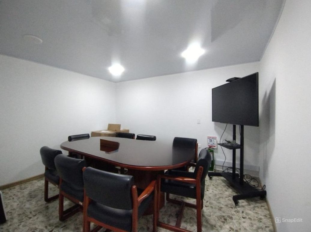 Casa de 6 alcobas en venta en Las Ferias, Bogotá, 225 m² · foto 16 de 20