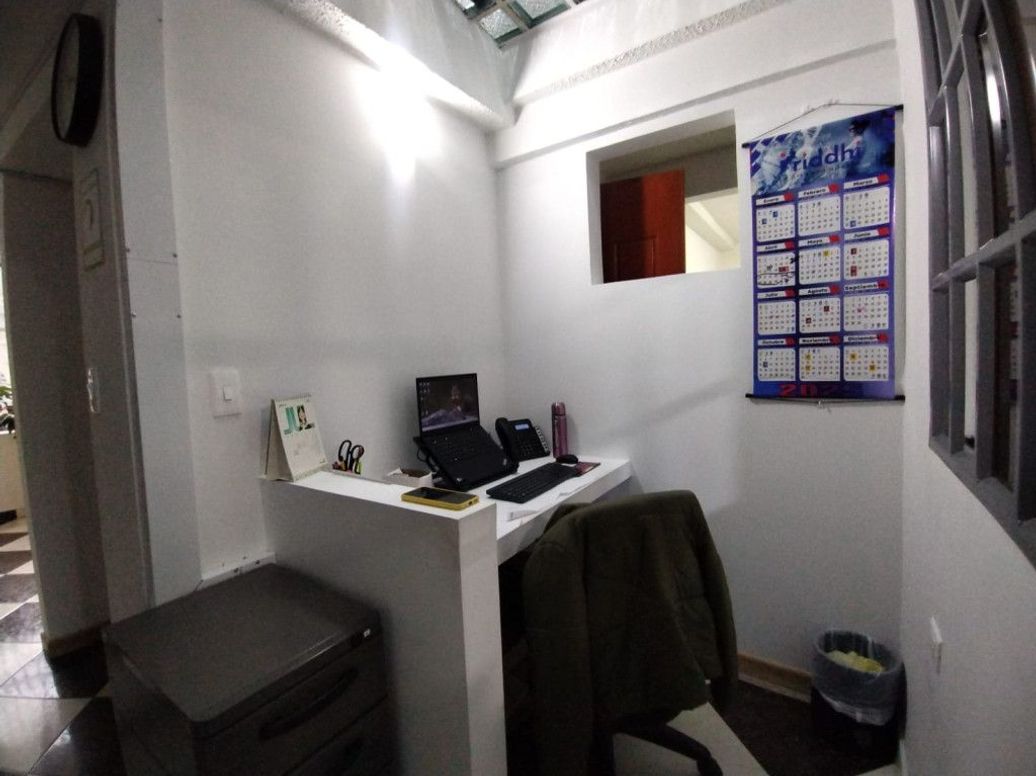 Casa de 6 alcobas en venta en Las Ferias, Bogotá, 225 m² · foto 11 de 20