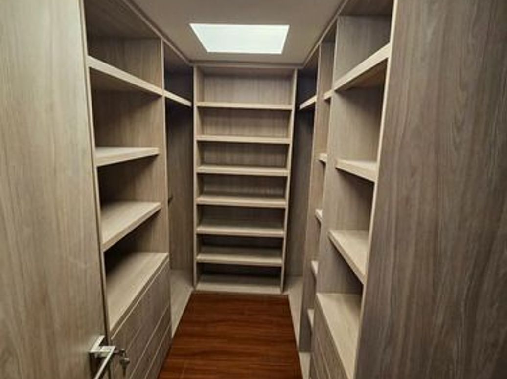 Casa de 3 alcobas en venta en El Virrey, Bogotá, 268 m² · foto 11 de 12