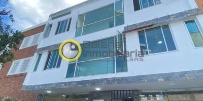 Apartamento en Arriendo en Bucaramanga - Sotomayor cuenta con 2 alcobas, 1 baño, sala comedor, cocina semi-integral y zona de ropas. Ubicado en un sector céntrico y comercial de la ciudad.