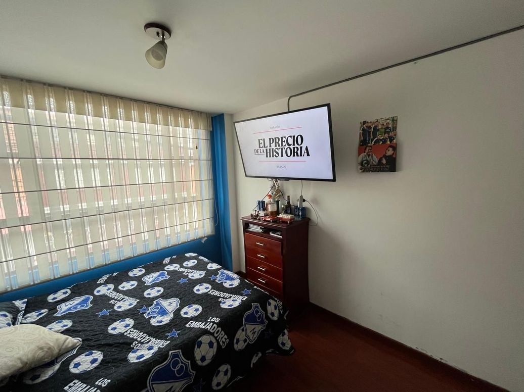 Casa de 5 alcobas en venta en San Cipriano, Bogotá, 200 m² · foto 8 de 18