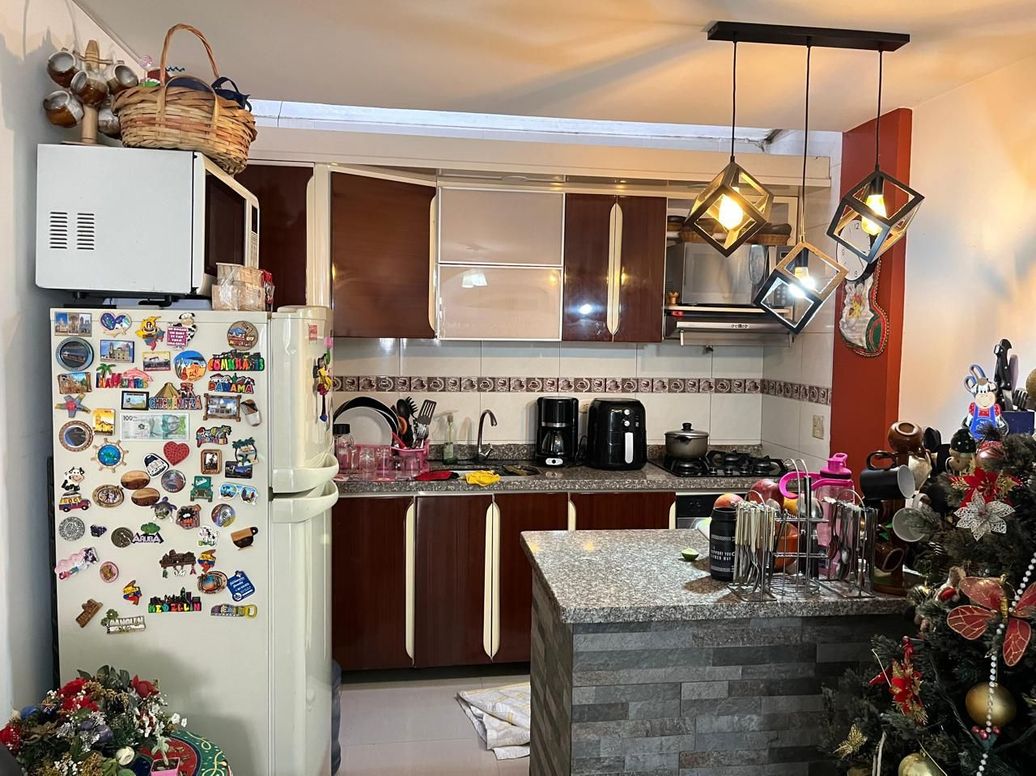 Casa de 5 alcobas en venta en San Cipriano, Bogotá, 200 m² · foto 7 de 18