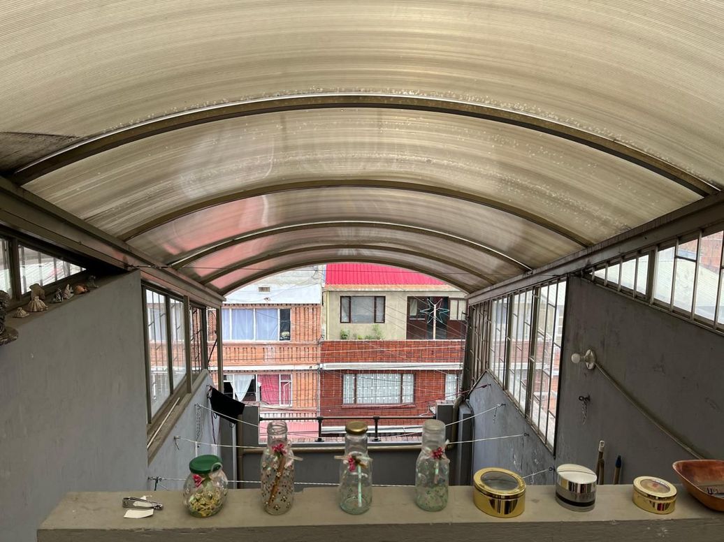 Casa de 5 alcobas en venta en San Cipriano, Bogotá, 200 m² · foto 16 de 18