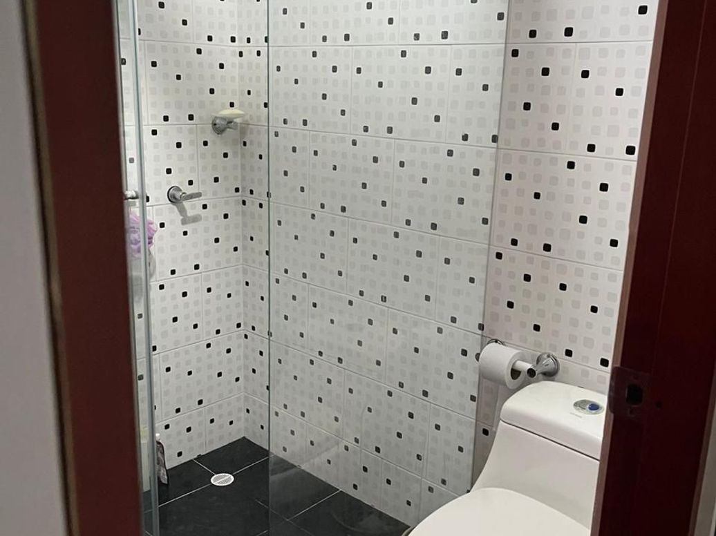 Casa de 5 alcobas en venta en San Cipriano, Bogotá, 200 m² · foto 10 de 18