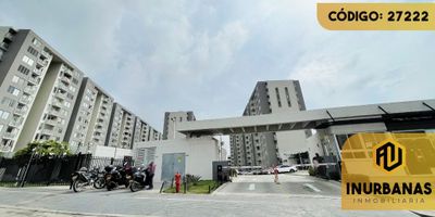 CÓDIGO 27222. APARTAMENTO CONSTA DE REJAS EN LA PUERTA PRINCIPAL, COCINA INTEGRAL, SALA COMEDOR, ESTUDIO, VENTANAS Y BALCÓN, MALLA EN BALCÓN, PANEL JAPONÉS, BLACKOUT, PUNTO DE CONEXIÓN PARA AIRES, ESTUFA A GAS, PISO DE PORCELANATO Y LOZA DE CONCRETO. EL CONJUNTO CUENTA CON VIGILANCIA 24H, ASCENSOR, PISCINA, RED CABLEADA, PARQUE INFANTIL, SALÓN DE REUNIONES, ZONA BBQ Y CANCHA DE FÚTBOL.