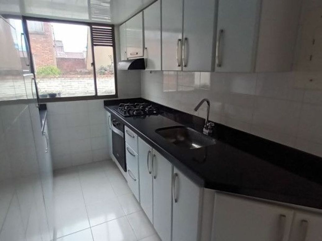 Casa de 4 alcobas en venta en Los Andes, Bogotá, 150 m² · foto 11 de 14