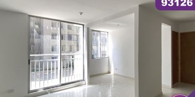 Apartamento en arriendo para estrenar en la ciudad de Barranquilla ubicado en el barrio Alameda del Rio, en un edificio con vigilancia privada las 24 Horas y zonas sociales de entretenimiento, piscina, canchas deportivas, salón comunal, zona BBQ el edificio cuenta con 12 pisos y el apartamento se encuentra ubicado en el piso 2, con un área aproximada de 58 mt2 , distribuidos en 2 habitaciones, 1 baño auxiliar, un estudio con posibilidad de una tercera habitación, sala-comedor, cocina semi integral, zona de labores, buena distribución en sus áreas con buenos y modernos acabados, es fresco y acogedor, su entorno es tranquilo, residencial con cómodas vías de acceso y facilidad al transporte publico cercano, sobre el sector puede encontrar, centro comercial jardín del rio y muelle del rio.
