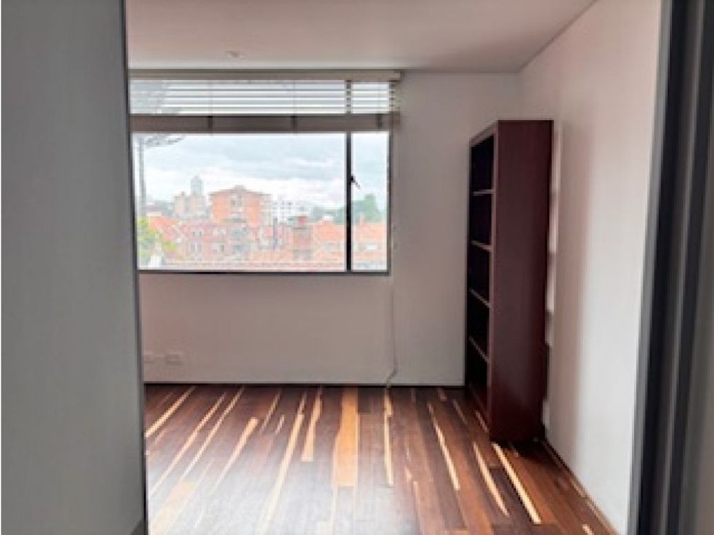 Apartaestudio en venta en Emaus, Bogotá, 47 m² · foto 6 de 13
