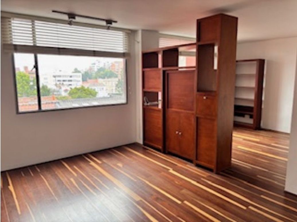 Apartaestudio en venta en Emaus, Bogotá, 47 m² · foto 9 de 13