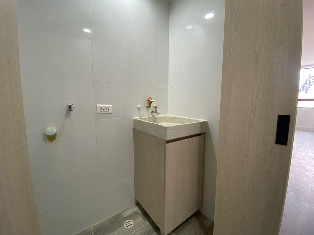 Apartaestudio en arriendo en San Jose De Usaquen, Bogotá, 40 m² · foto 12 de 20