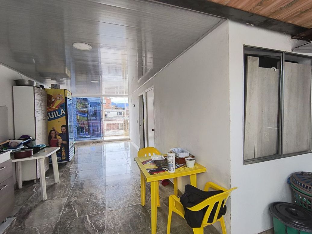 Casa de 7 alcobas en venta en Tabora, Bogotá, 270 m² · foto 11 de 14
