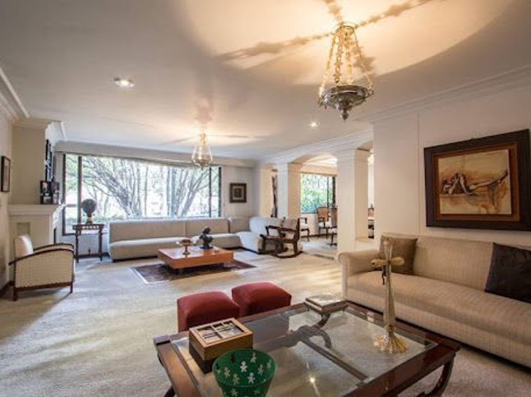 Apartamento de 4 alcobas en venta en El Nogal, Bogotá, 217 m² · foto 2 de 20