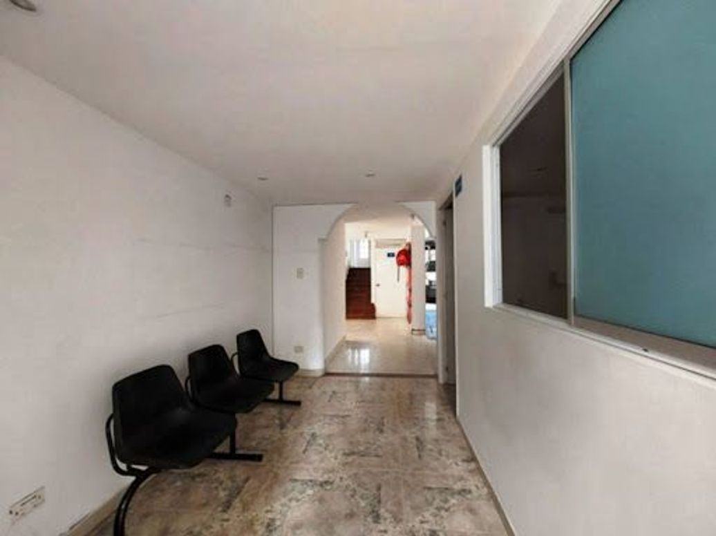 Casa de 11 alcobas en venta en Santa Barbara, Bogotá, 420 m² · foto 15 de 20