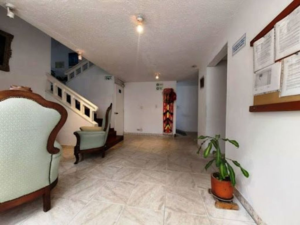 Casa de 11 alcobas en venta en Santa Barbara, Bogotá, 420 m² · foto 19 de 20