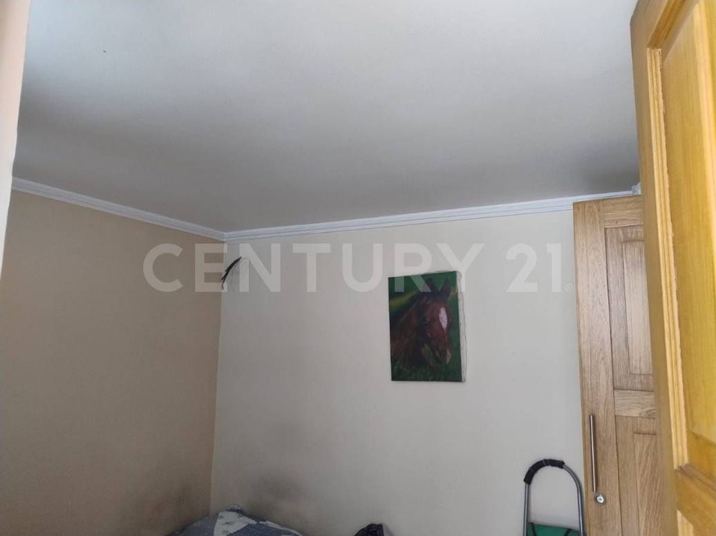 Casa de 5 alcobas en venta en Niza, Bogotá, 355 m² · foto 13 de 20
