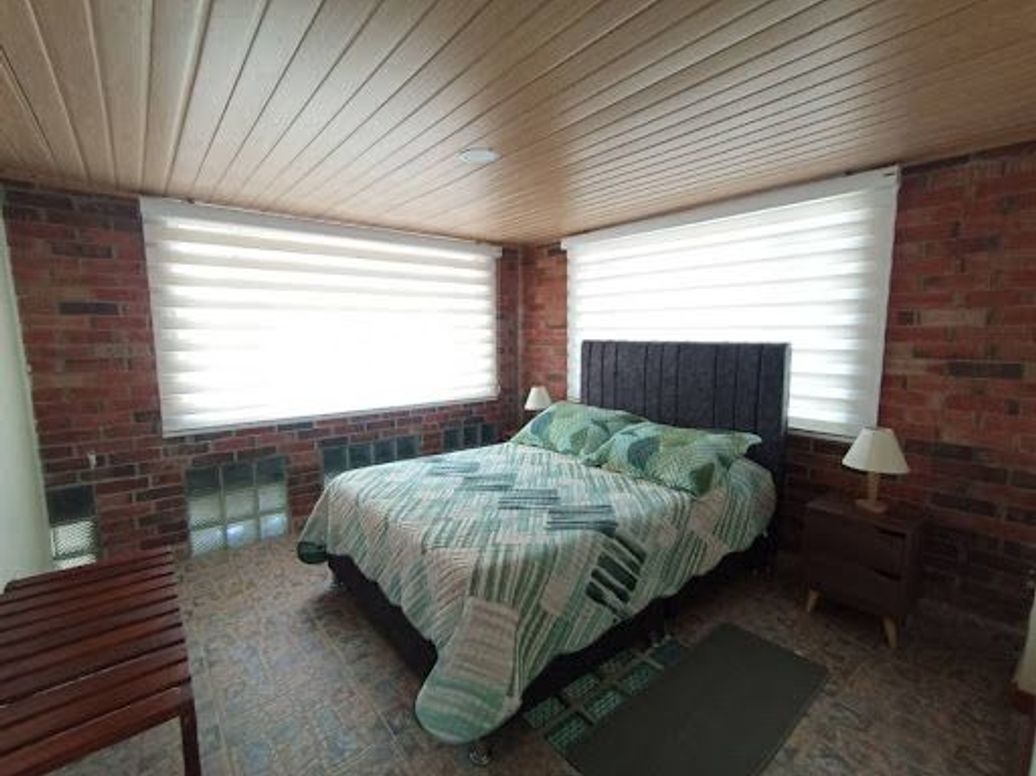 Casa de 6 alcobas en venta en Alhambra, Bogotá, 255 m² · foto 13 de 20