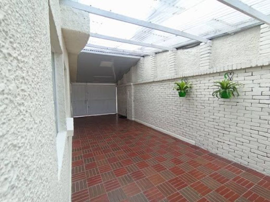 Casa de 6 alcobas en venta en Alhambra, Bogotá, 255 m² · foto 20 de 20