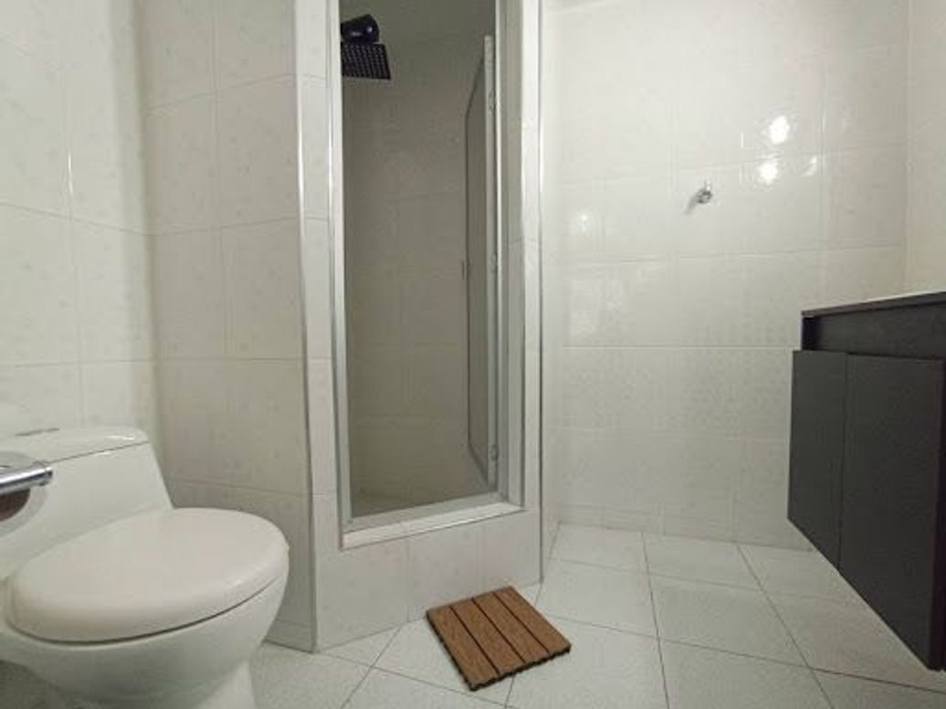Casa de 6 alcobas en venta en Alhambra, Bogotá, 255 m² · foto 15 de 20