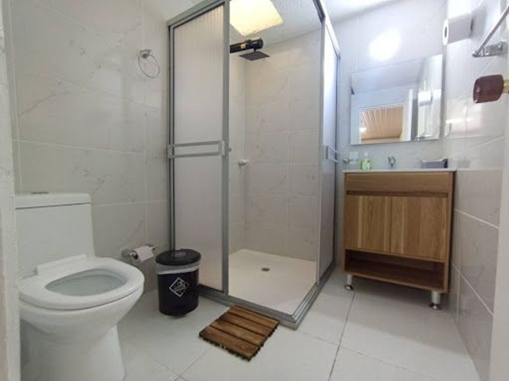 Casa de 6 alcobas en venta en Alhambra, Bogotá, 255 m² · foto 19 de 20