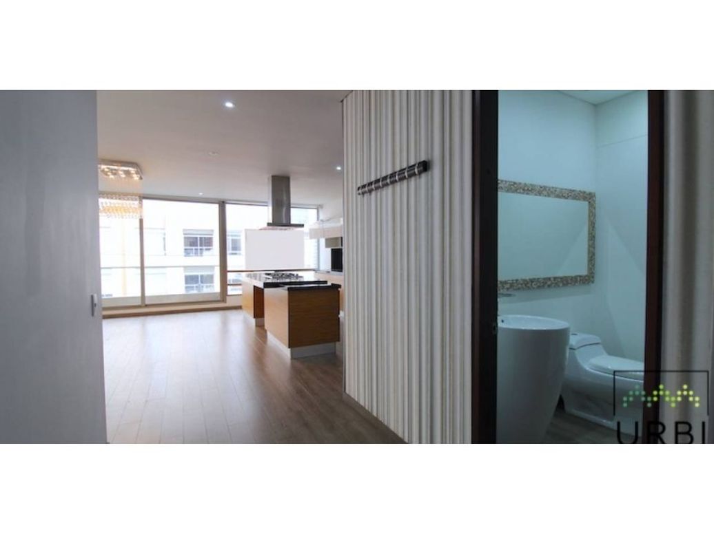 Apartamento de 3 alcobas en venta en Chicó Norte, Bogotá, 193 m² · foto 3 de 20