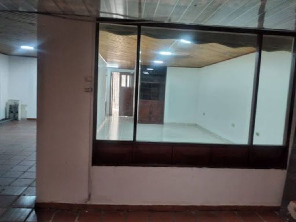 Casa de 5 alcobas en venta en Hipotecho, Bogotá, 139 m² · foto 5 de 20