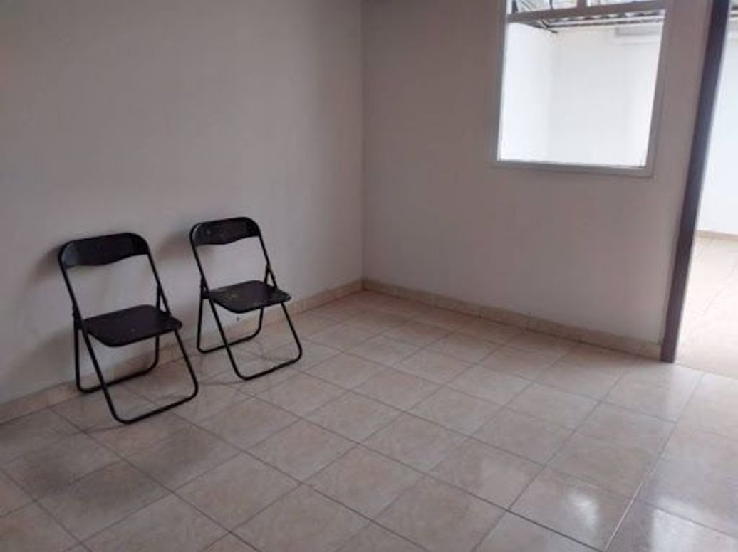 Casa de 5 alcobas en venta en Hipotecho, Bogotá, 139 m² · foto 6 de 20
