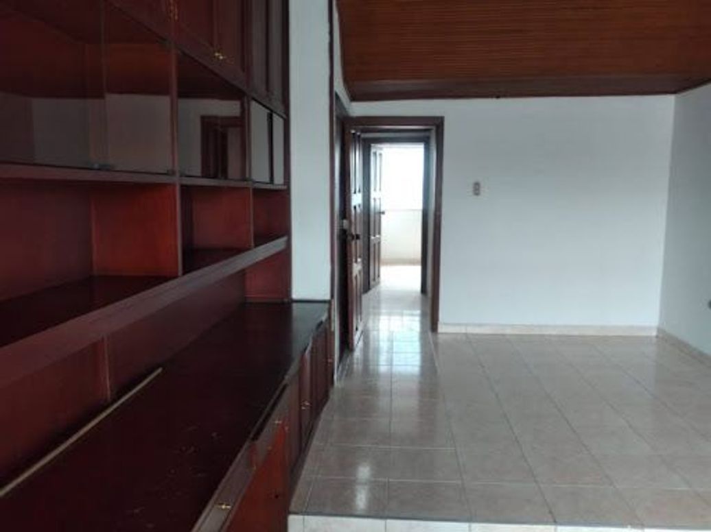 Casa de 5 alcobas en venta en Hipotecho, Bogotá, 139 m² · foto 19 de 20