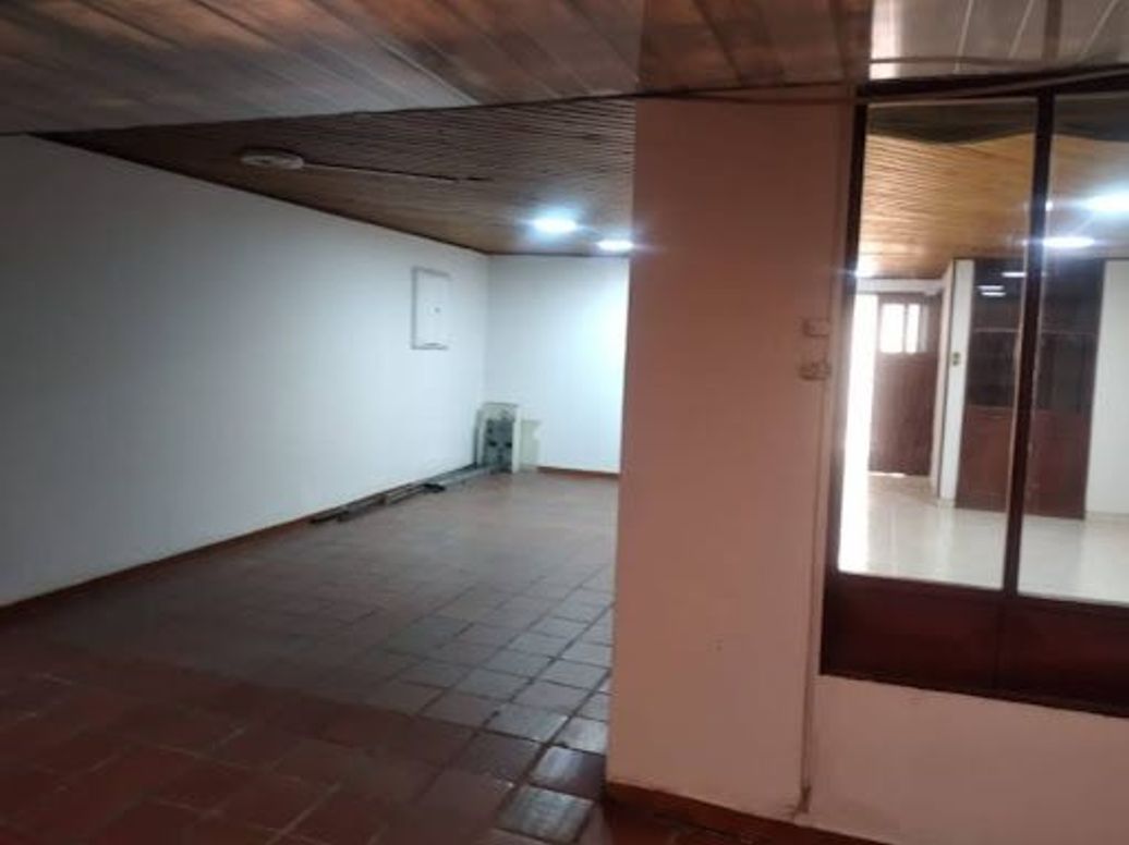 Casa de 5 alcobas en venta en Hipotecho, Bogotá, 139 m² · foto 4 de 20