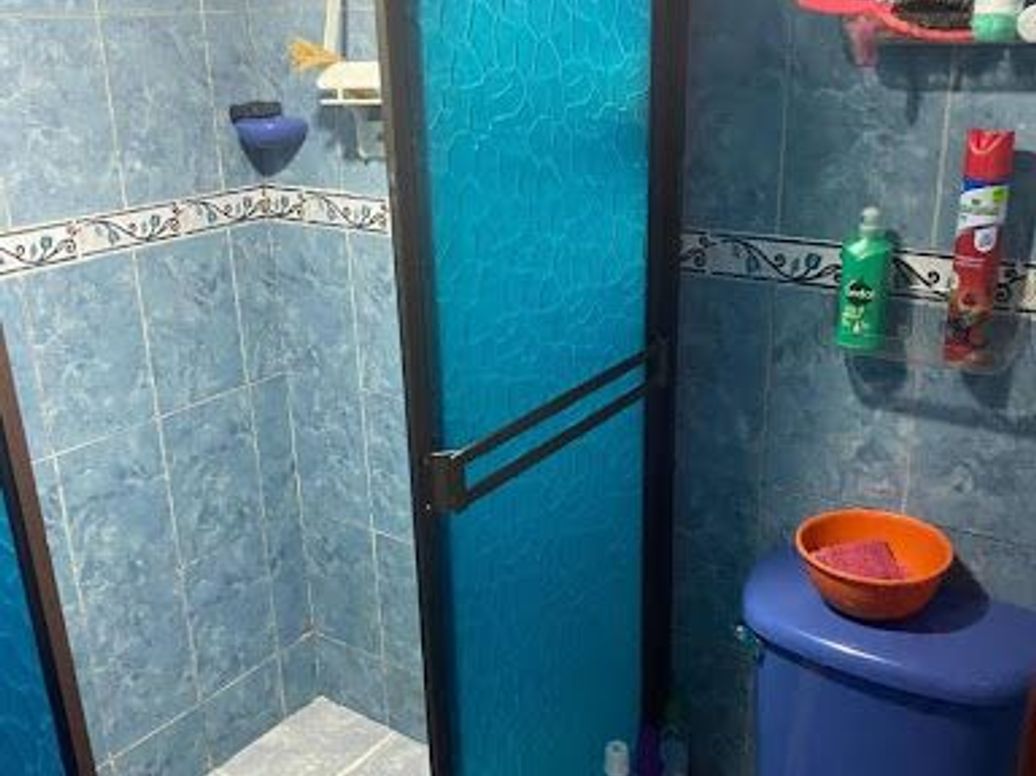 Casa de 8 alcobas en venta en Suba Centro, Bogotá, 288 m² · foto 9 de 10