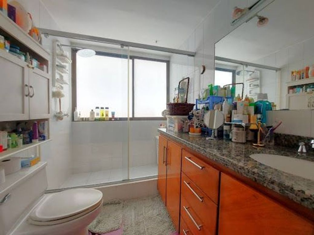 Apartamento de 3 alcobas en venta en Molinos Norte, Bogotá, 173 m² · foto 13 de 20