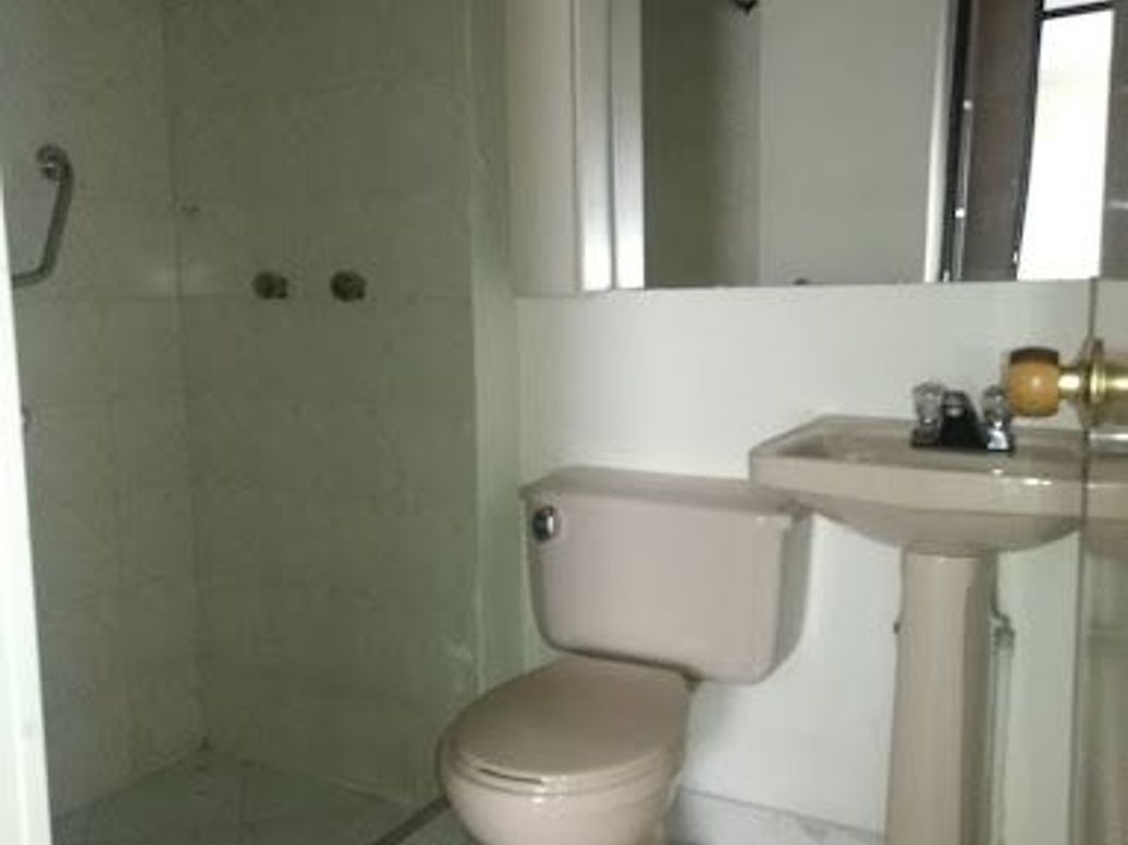 Apartamento de 2 alcobas en arriendo en Autopista Sur, Bogotá, 68 m² · foto 4 de 9