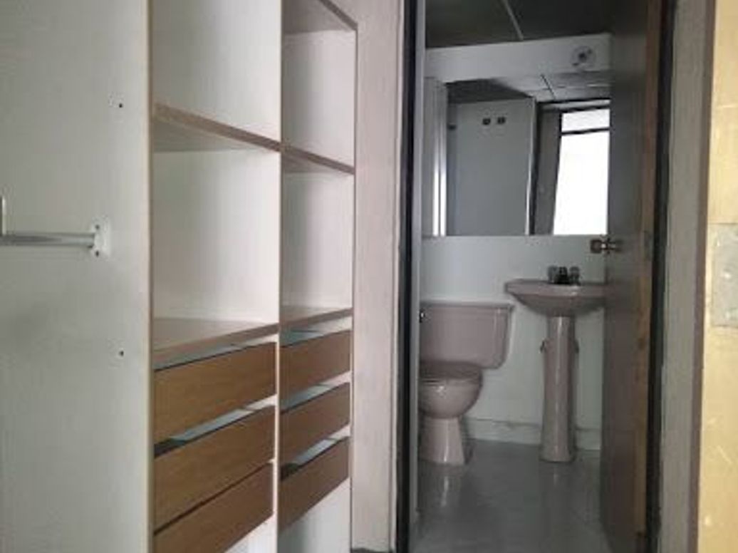 Apartamento de 2 alcobas en arriendo en Autopista Sur, Bogotá, 68 m² · foto 3 de 9