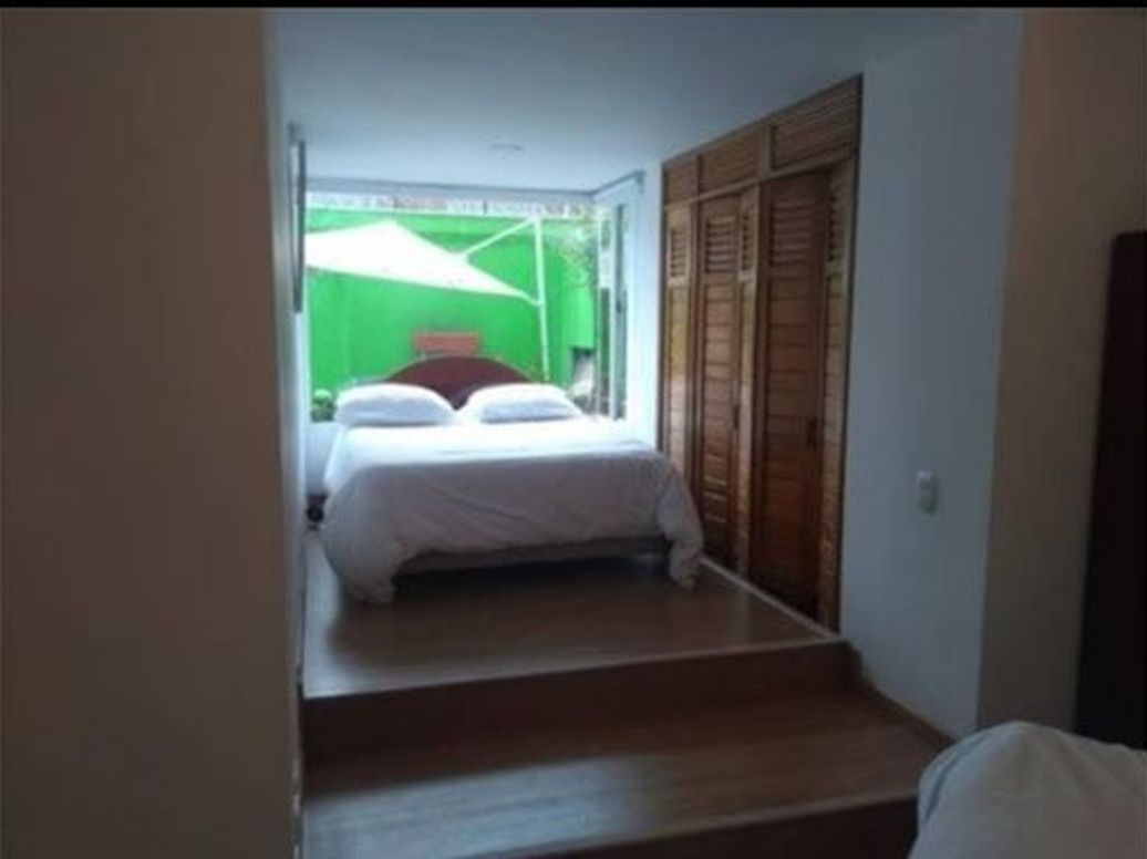 Apartamento de 2 alcobas en venta en Santa Barbara Oriental, Bogotá, 135 m² · foto 5 de 11